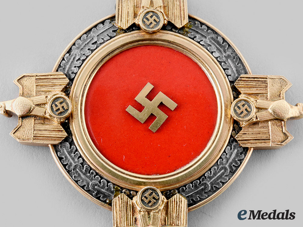 germany,_third_reich._a_rare_national_prize_for_art_and_science,_ii_model_prototype_m19_25291