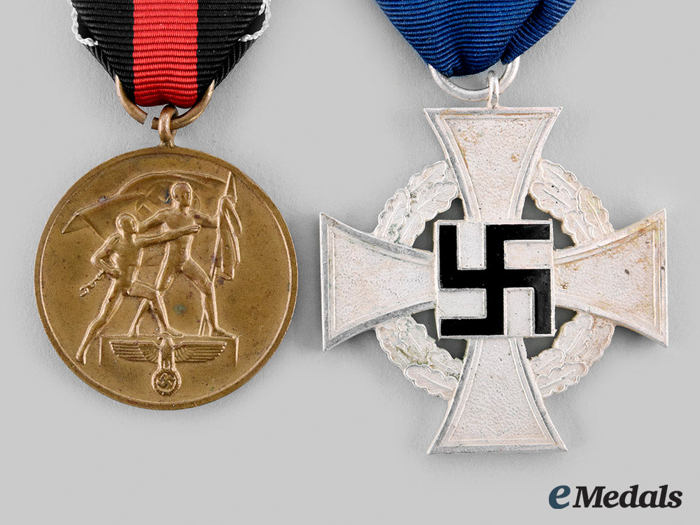 germany,_third_reich._a_lot_of_medals&_awards_m19_25300