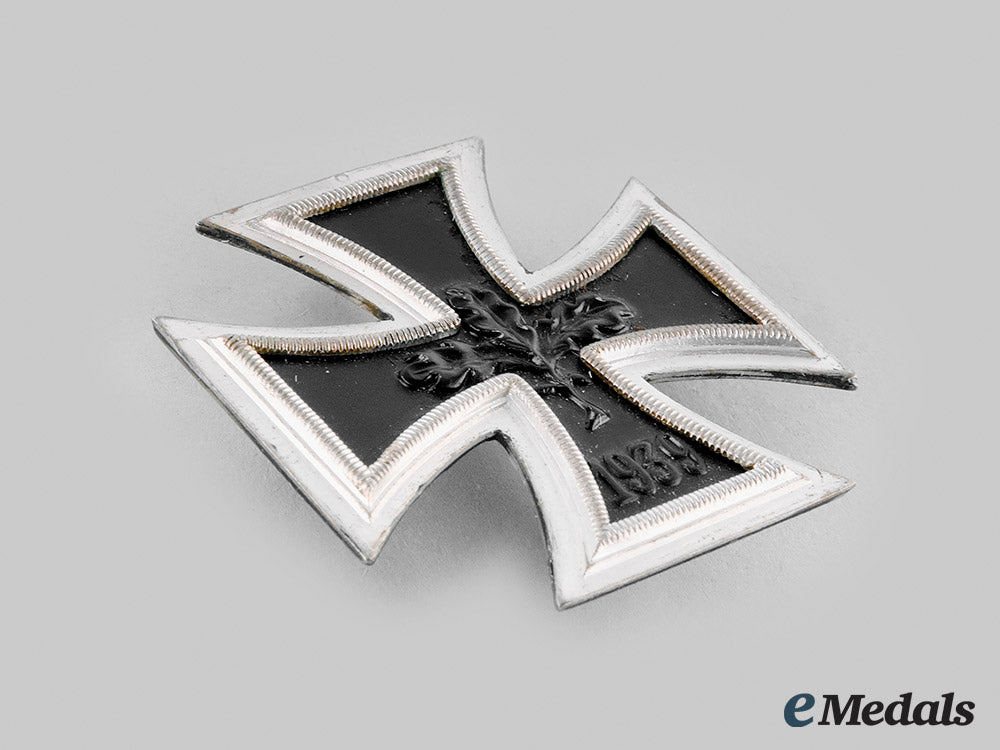 germany,_federal_republic._a1939_iron_cross_i_class,_with_case,1957_version_m19_25307_1