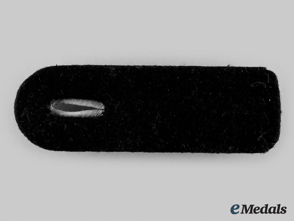 germany,_ss._a_waffen-_ss_flak/_artillery_hauptsturmführer_shoulder_board_m19_25348