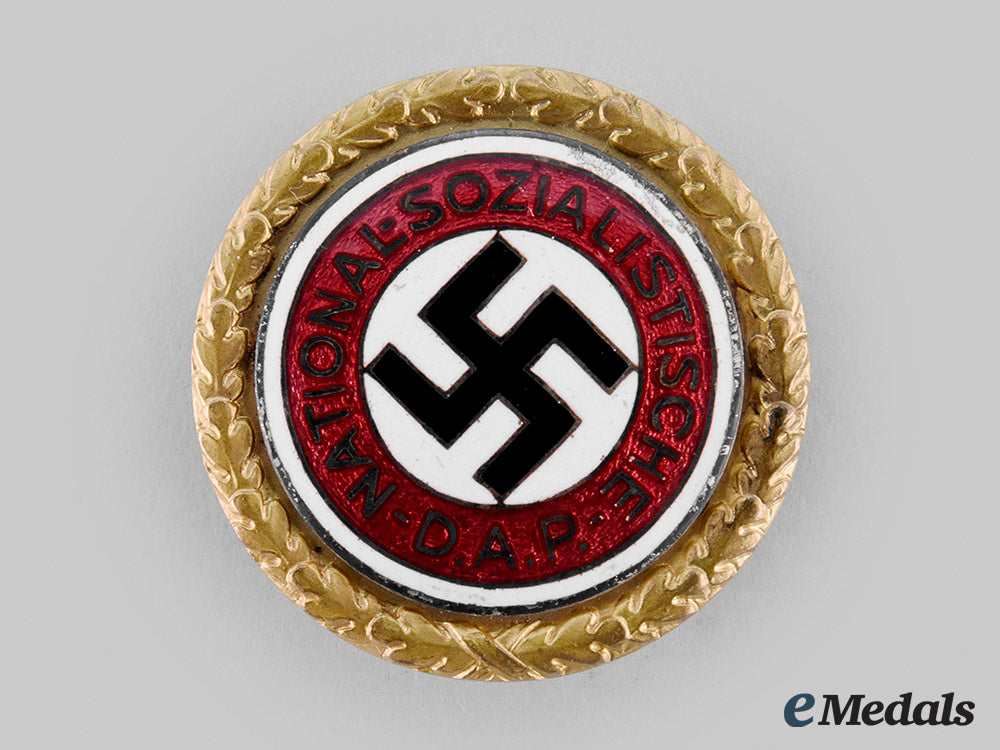 germany,_nsdap._a_set_of_golden_party_badges_belonging_to_ss-_obergruppenführer_arthur_seyss-_inquart,_with_case,_by_deschler&_sohn_m19_25491_1_1_1_1