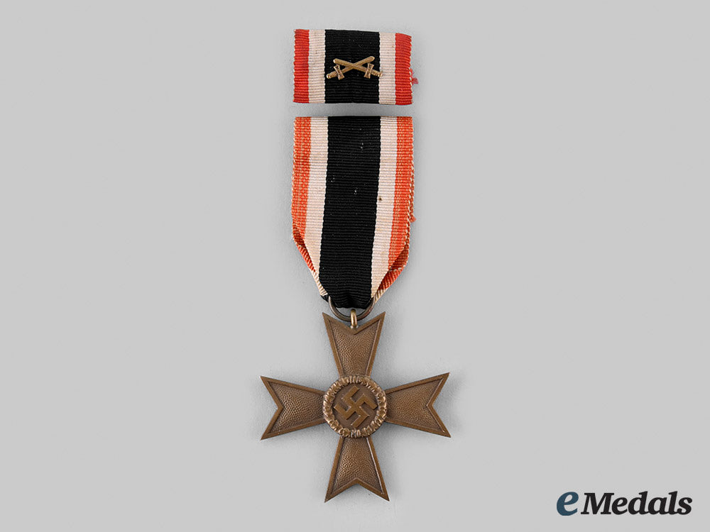 germany,_nsdap._a_lot_of_medals_and_insignia_of_arthur_seyß-_inquart_m19_25540_1