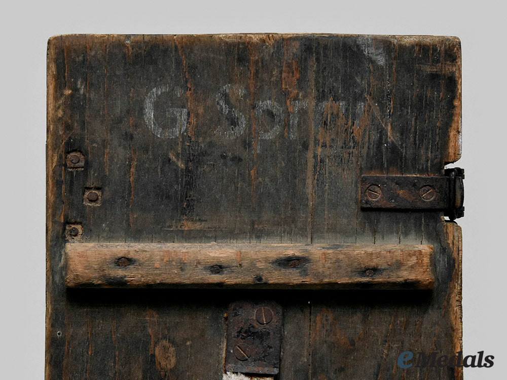 germany,_nsdap._an_ammo_box_belonging_to_arthur_seyß-_inquart_m19_25695