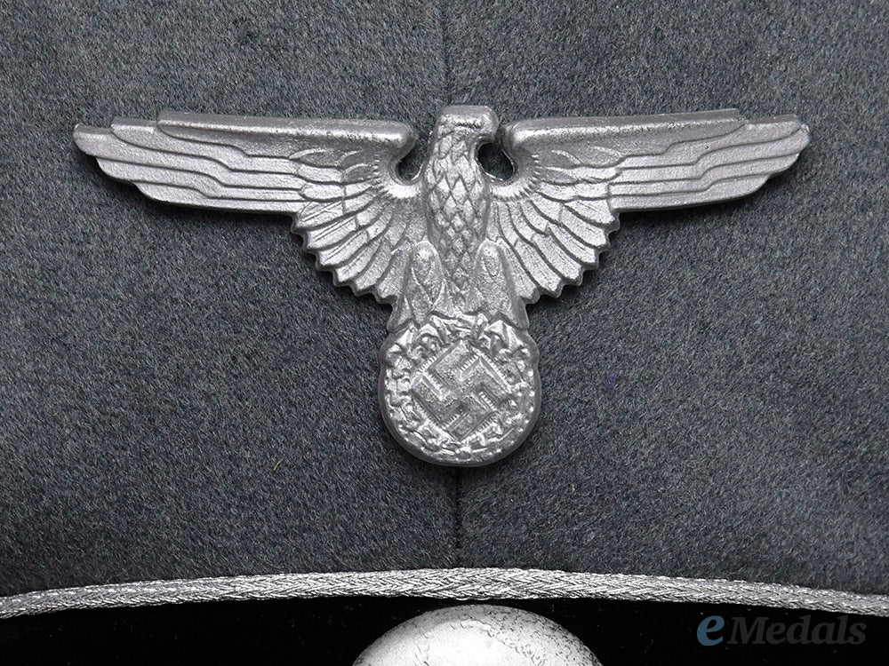 germany,_ss._the_visor_cap_of_ss-_obergruppenführer_and_reichskommissar_arthur_seyss-_inquart,_with_presentation_case_m19_25729