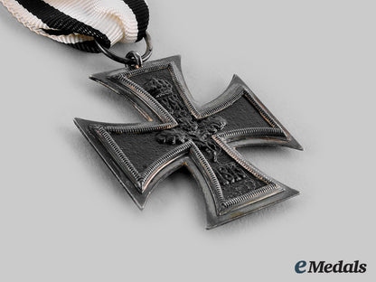 germany,_imperial._a1914_iron_cross,_ii_class_for_non-_combatants,_by_alois_rettenmaier_m19_25876