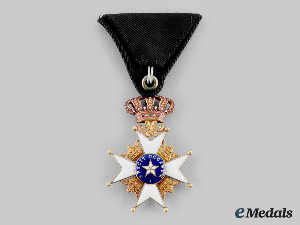sweden,_kingdom._an_order_of_the_north_star,_knight,_in_gold,_c.1900_m19_26250_1