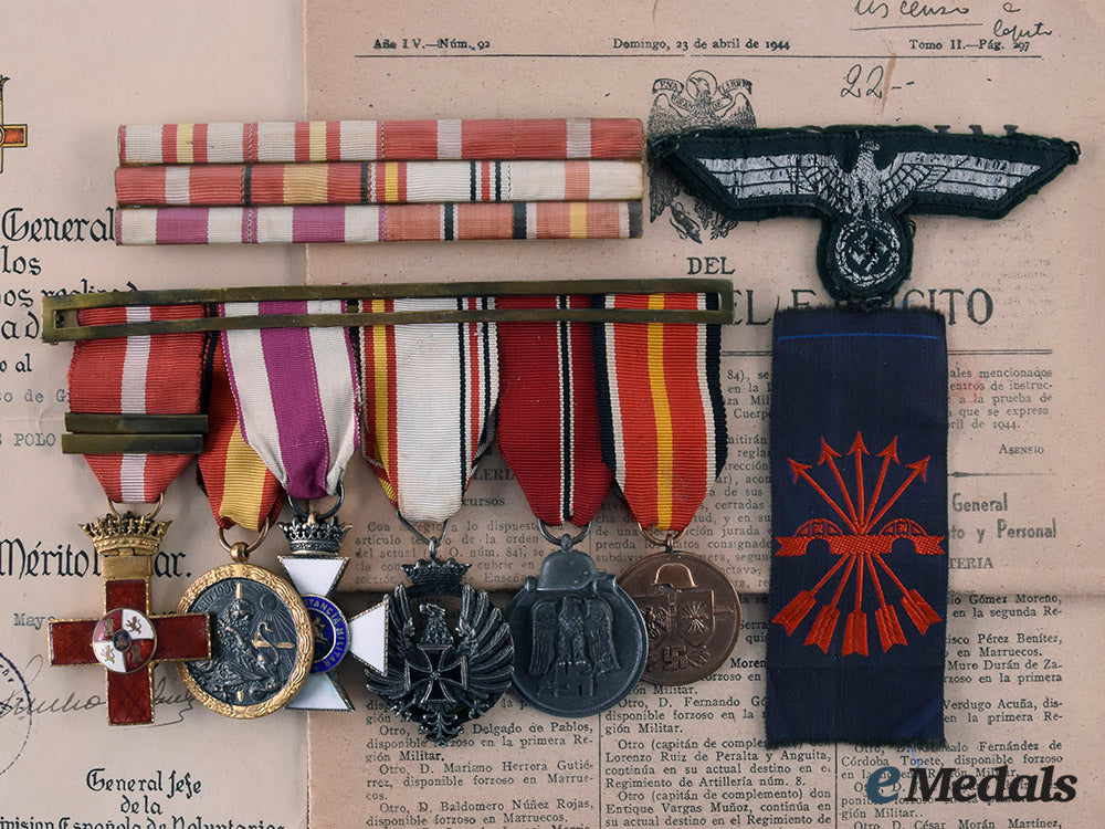 spain,_facsist_state._the_medals_and_documents_to_josé_luis_polo_garcia,_blue_division_officer_m19_26280_1