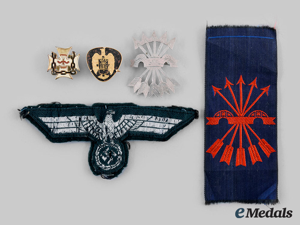 spain,_facsist_state._the_medals_and_documents_to_josé_luis_polo_garcia,_blue_division_officer_m19_26285_1