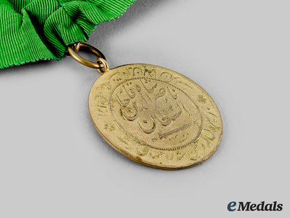 iran,_pahlavi_empire._a_medal_for_bravery(_military_valour),_type_iii,_i_class,_c.1892_m19_26305_2