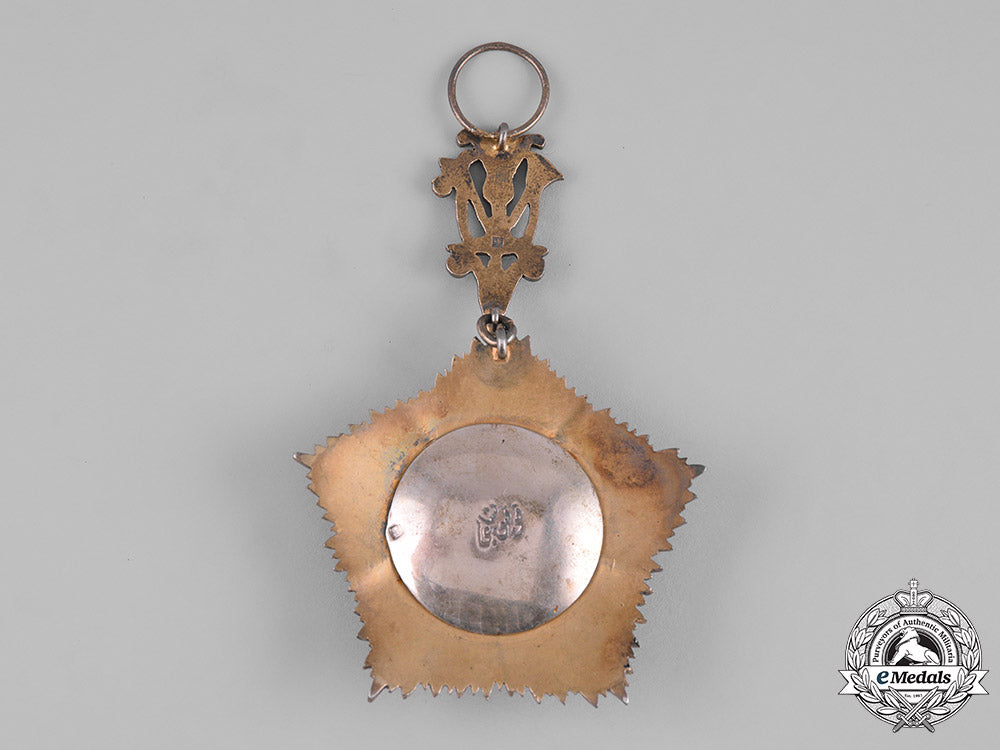 egypt,_republic._an_order_of_the_nile,_i_class_grand_cordon_with_case,_c.1955_m19_2639