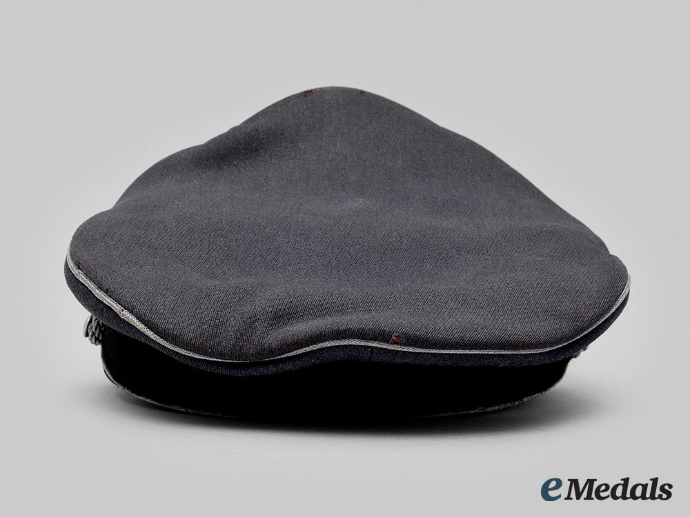 germany,_luftwaffe._an_officer’s_visor_cap,_by_h._oldevend_m19_26681