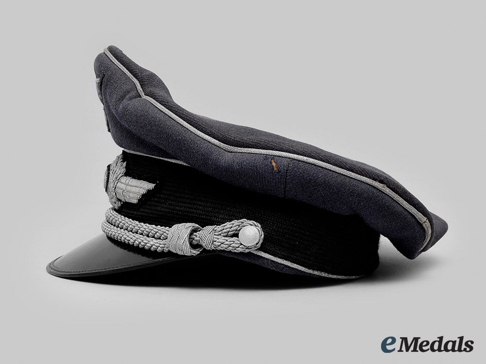 germany,_luftwaffe._an_officer’s_visor_cap,_by_h._oldevend_m19_26682