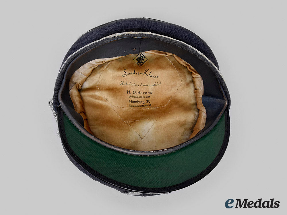 germany,_luftwaffe._an_officer’s_visor_cap,_by_h._oldevend_m19_26685