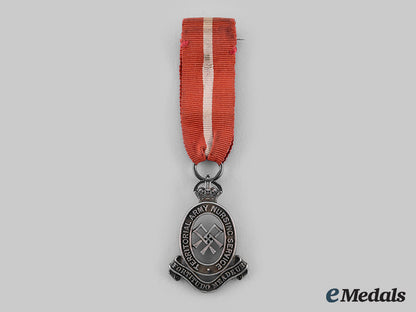 united_kingdom._a_territorial_army_nursing_service_cape_badge1921-1950,_to_f._fearnhead_m19_26728_1_1_1