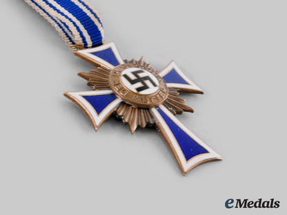 germany,_third_reich._a_lot_of_honour_crosses_of_the_german_mother,_all_grades_m19_26886_2