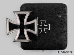 Germany, Third Reich. A 1939 Iron Cross, I Class, By Steinhauer And Lück With Case