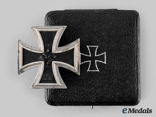 germany,_wehrmacht._a1939_iron_cross_i_class,_with_case,_by_paul_meybauer_m19_26997_2_1_1