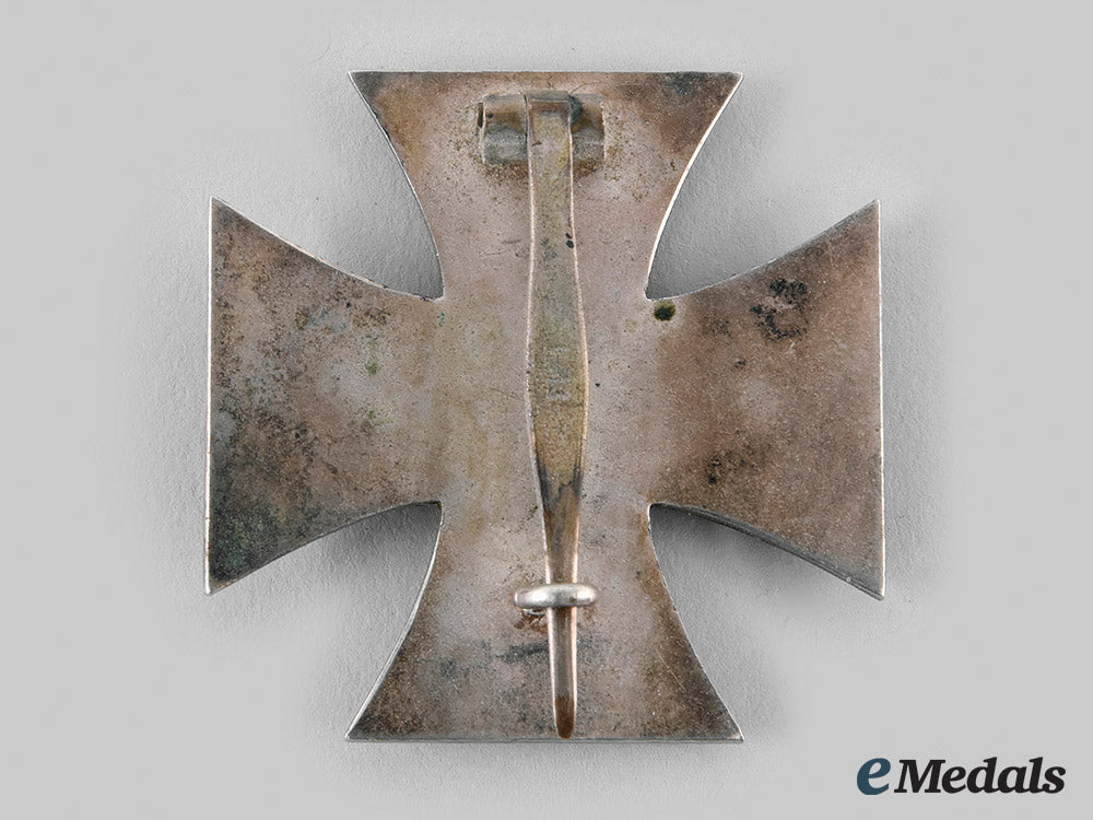 germany,_wehrmacht._a1939_iron_cross_i_class,_with_case,_by_paul_meybauer_m19_26999_2_1_1