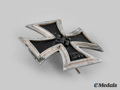 germany,_wehrmacht._a1939_iron_cross_i_class,_with_case,_by_paul_meybauer_m19_27000_2_1_1