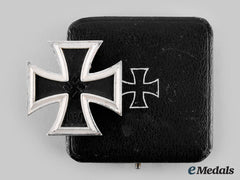 Germany, Wehrmacht. A 1939 Iron Cross I Class, With Case, By Wilhelm Deumer