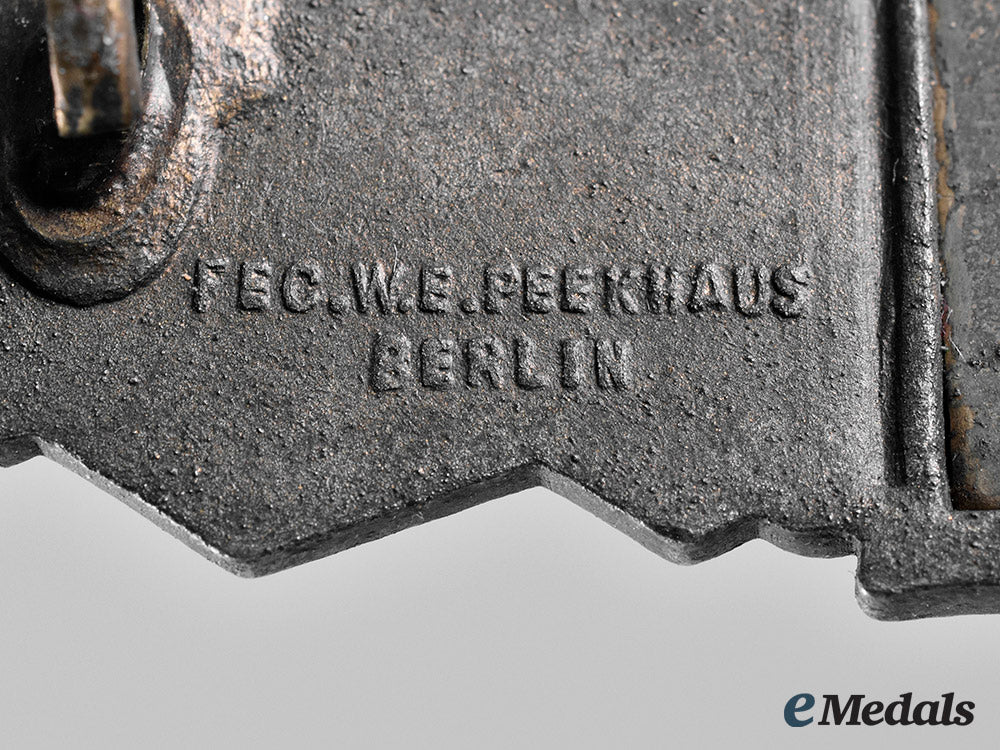 germany,_wehrmacht._a_close_combat_clasp,_bronze_grade,_by_friedrich_linden_m19_27029