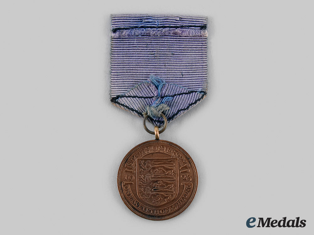 germany,_wehrmacht._a_lot_of_awards_and_documents_to_karl_overbeck_m19_27054