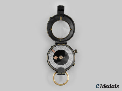 united_kingdom._a_verners_pattern_mark_vii_prismatic_compass,1917_m19_27075