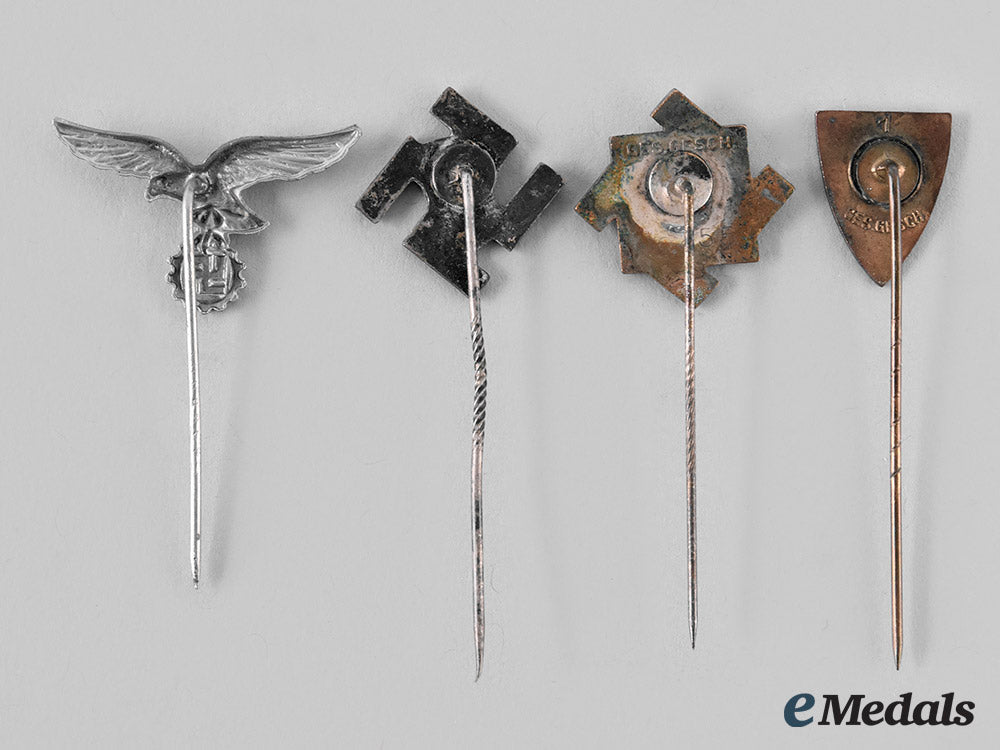 germany,_third_reich._a_lot_of_membership_stickpins_m19_27089