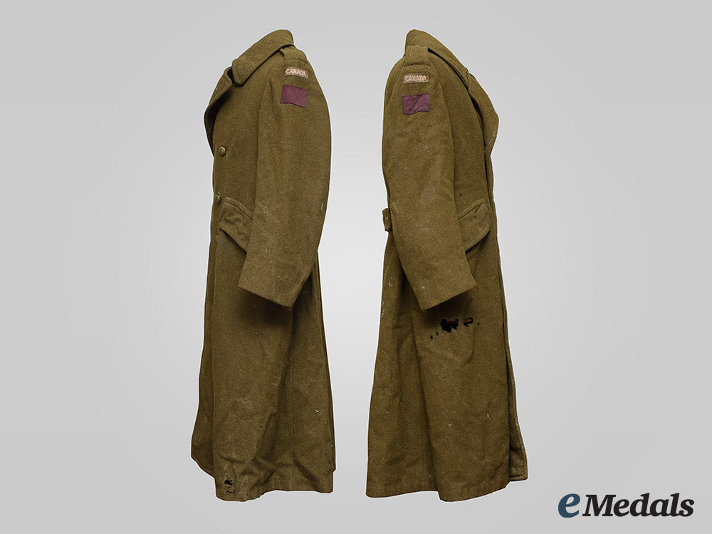 canada,_commonwealth._an8_th_field_regiment_rca_tunic&_great_coat,1945_m19_27260