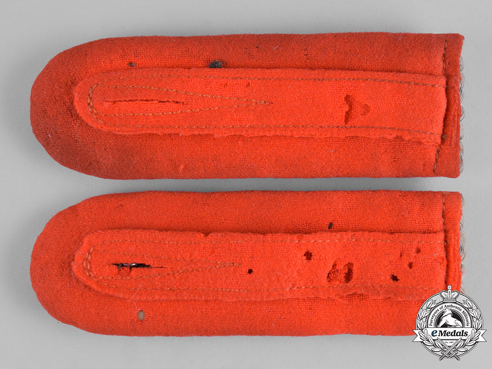 croatia,_independent_state.shoulder_boards_of_an_air-_force_lieutenant1_st_class_m19_2732