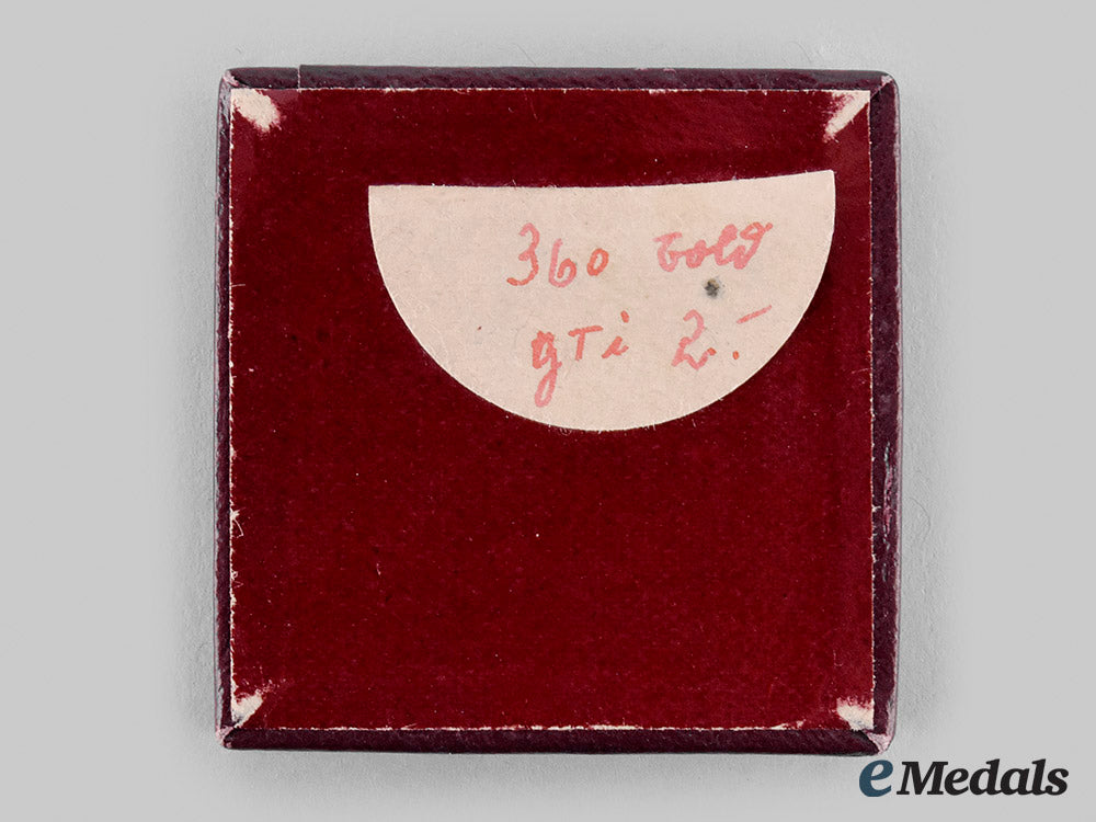germany,_wehrmacht._a_clasp_to_the1939_iron_cross_ii_class,_type_ii,_with_case_m19_27325