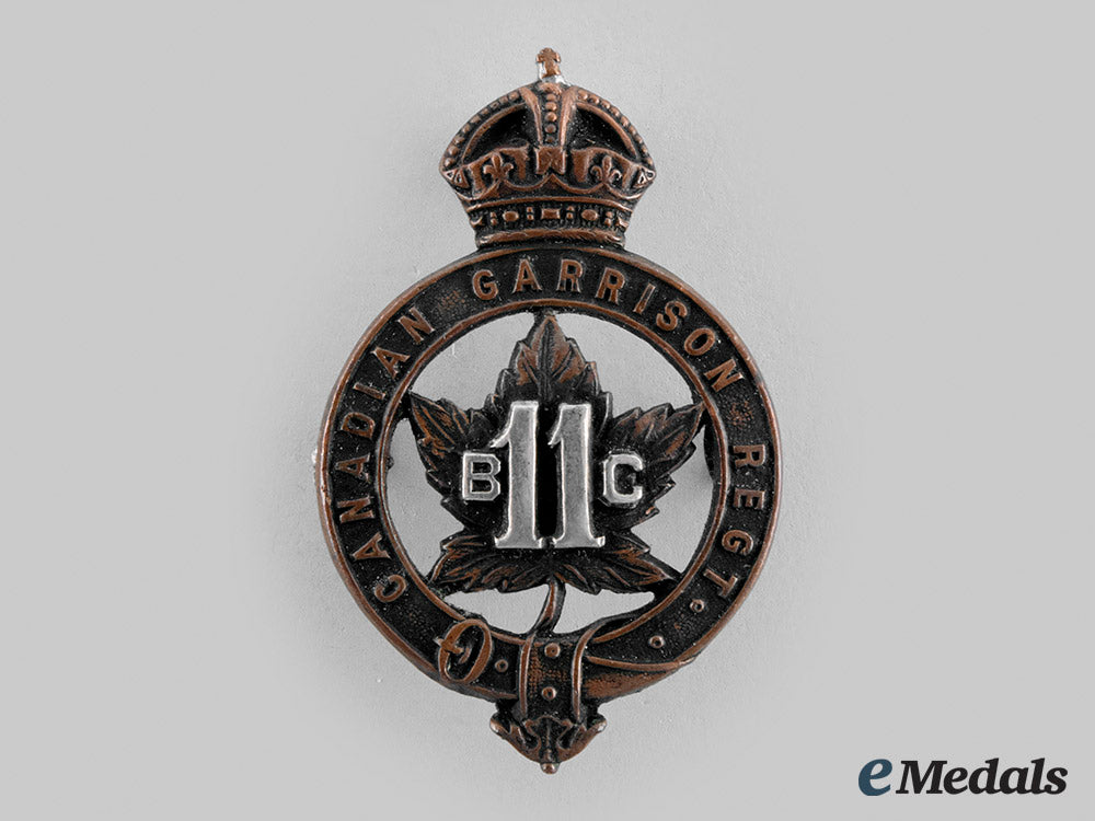 canada,_cef._a_british_columbia_garrison_regiment_officer's_cap_badge_m19_27418_1