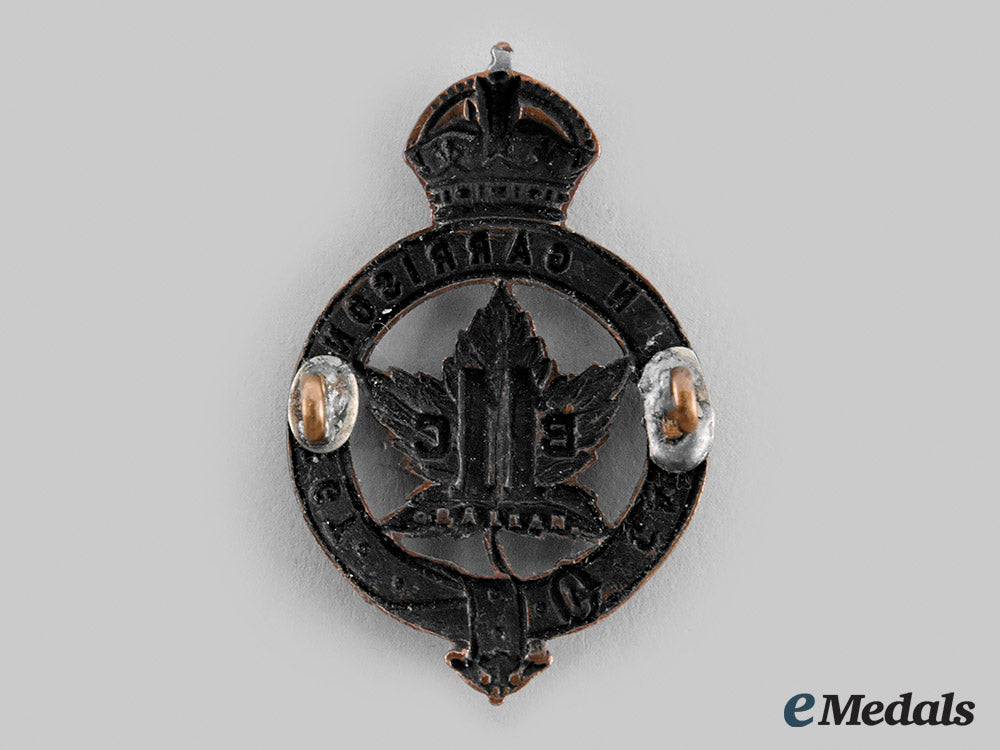 canada,_cef._a_british_columbia_garrison_regiment_officer's_cap_badge_m19_27419_1