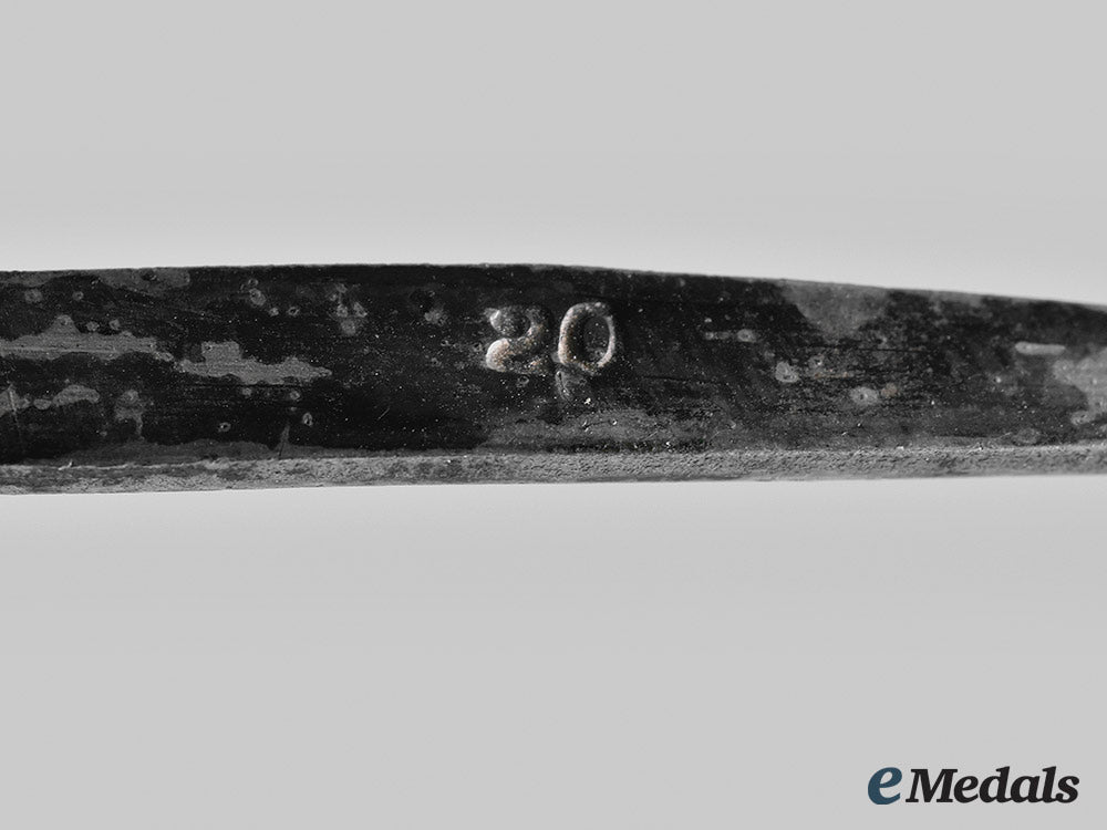 germany,_third_reich._a_german_cross_in_gold,_by_c.f._zimmermann_m19_27433