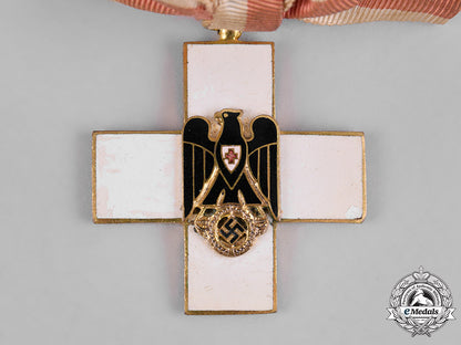 germany,_third_reich._red_cross_decoration,_ladies_cross_m19_2744