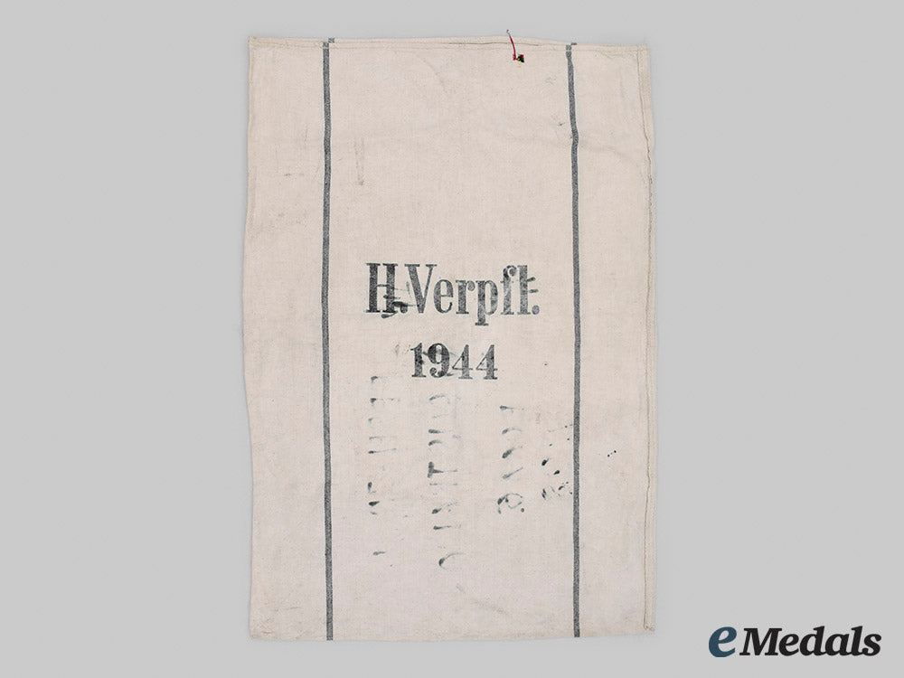 germany,_heer._an_army_ration_sack,_c.1944_m19_27440