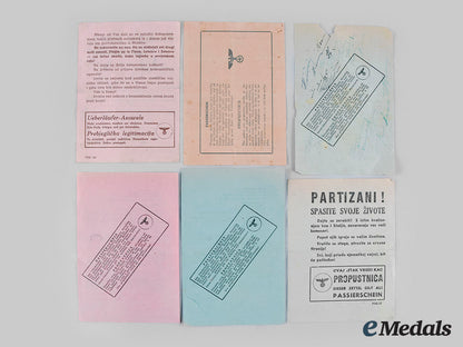 croatia,_independent_state._a_lot_of_partisan_safe_surrender_leaflets_m19_27533