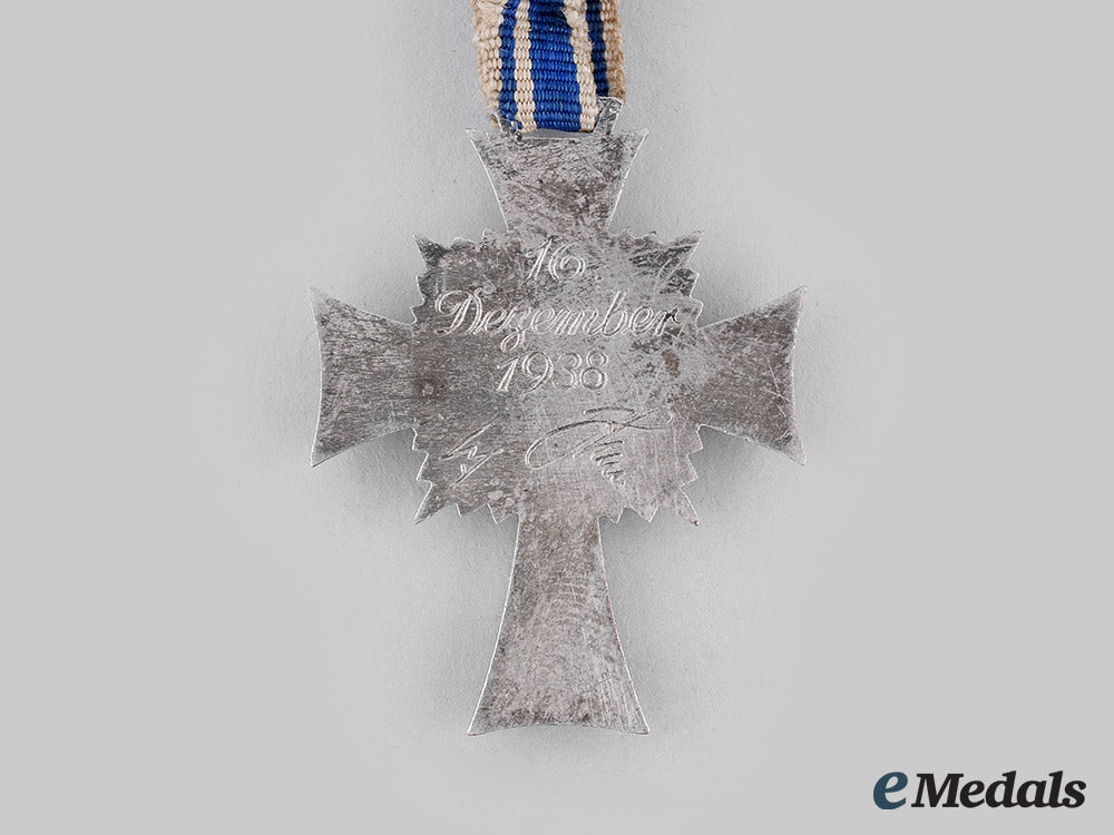 germany,_third_reich._an_honour_cross_of_the_german_mother,_silver_grade_m19_27721