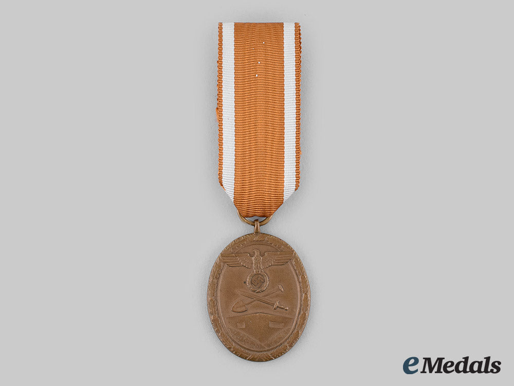 germany,_wehrmacht._a_west_wall_medal_m19_27723