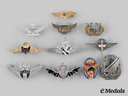 international._a_lot_of_eleven_parachutist_badges_m19_27765