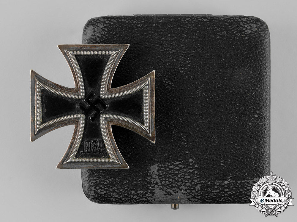 germany,_wehrmacht._a1939_iron_cross,_i_class,_with_ldo_case_of_issue_m19_3031