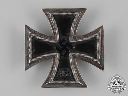 germany,_wehrmacht._a1939_iron_cross,_i_class,_with_ldo_case_of_issue_m19_3032