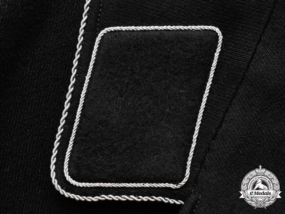 germany,_ss._a_reichsführer-_ss_personnel_staff_sturmführer_tunic,_named,_by_george_höcker,_c.1936_m19_3360_1