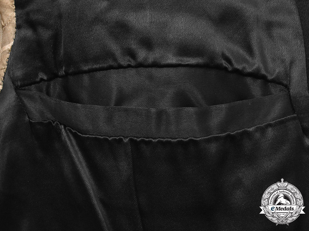 germany,_ss._a_reichsführer-_ss_personnel_staff_sturmführer_tunic,_named,_by_george_höcker,_c.1936_m19_3365_1