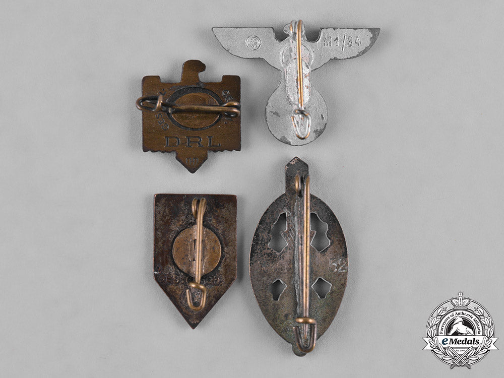 germany,_third_reich._a_lot_of_second_war_period_cap_badges_m19_3502