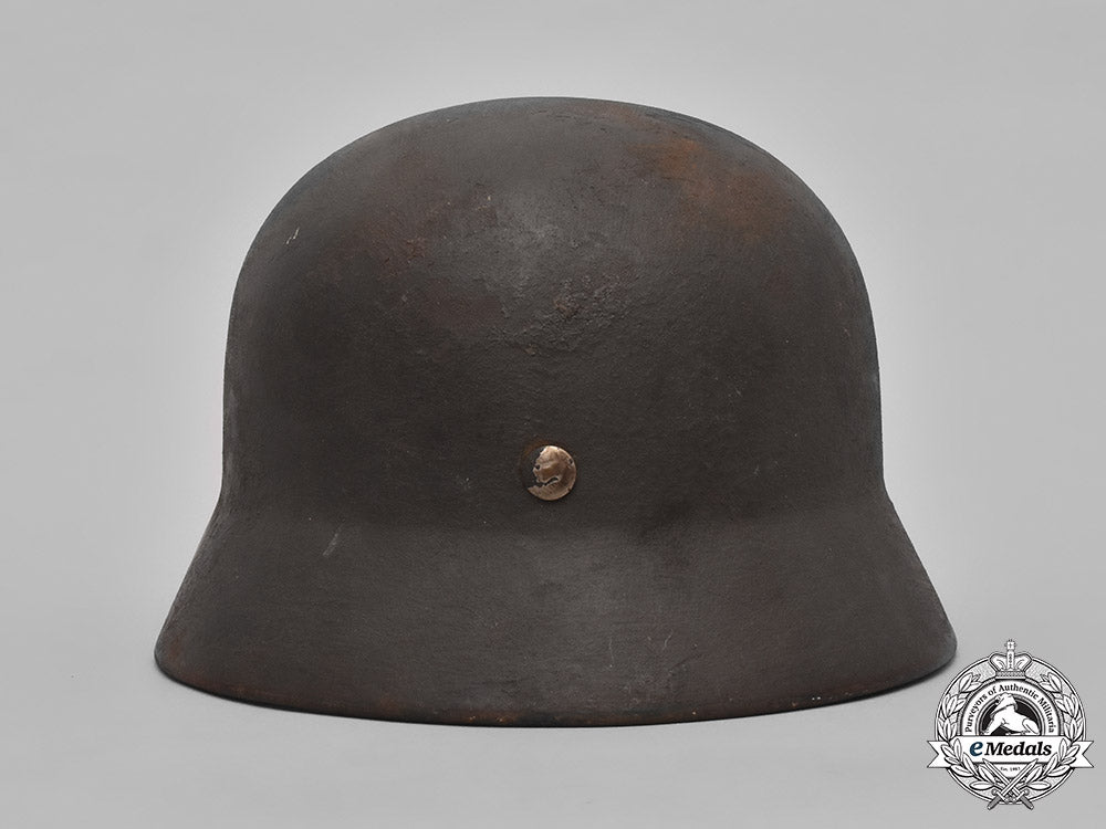 germany,_heer._a_heer_m40_steel_helmet_with_camouflage_cover_m19_3611