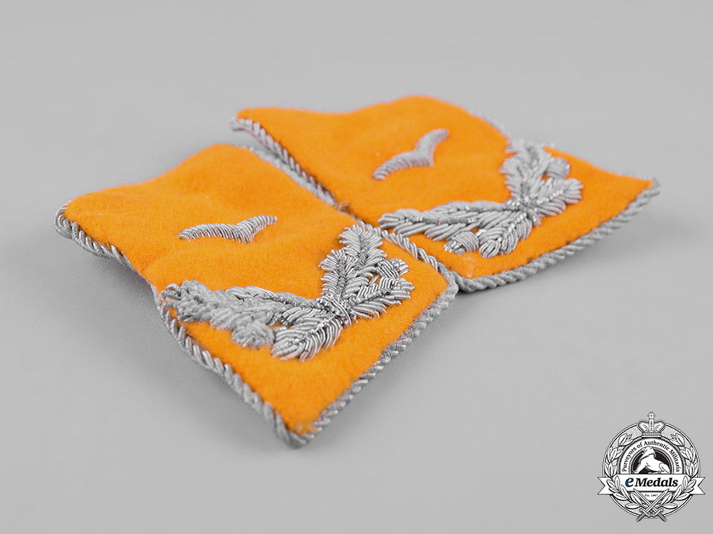 germany,_luftwaffe._a_set_of_luftwaffe_flight_personnel_leutnant_collar_tabs_m19_3672