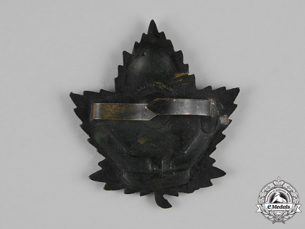 canada._a_chaplain_service_general_service_cap_badge,_by_gaunt_m19_3727