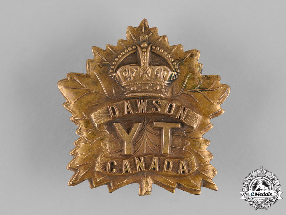 canada._a_yukon_infantry_company_officer's_cap_badge_m19_3738_1
