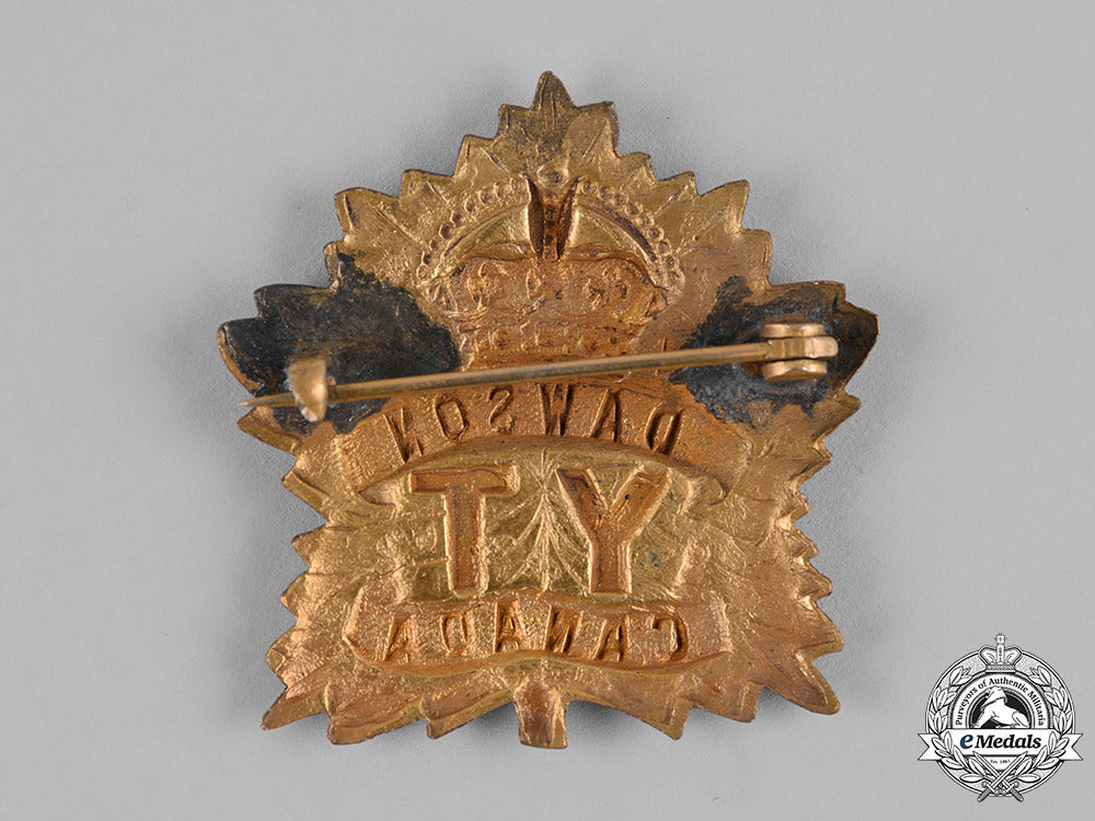 canada._a_yukon_infantry_company_officer's_cap_badge_m19_3739_1